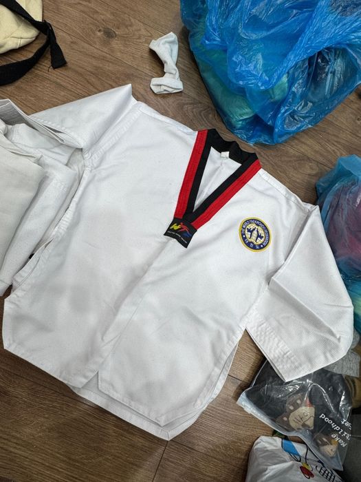 Продам кимано в отличном состоянии