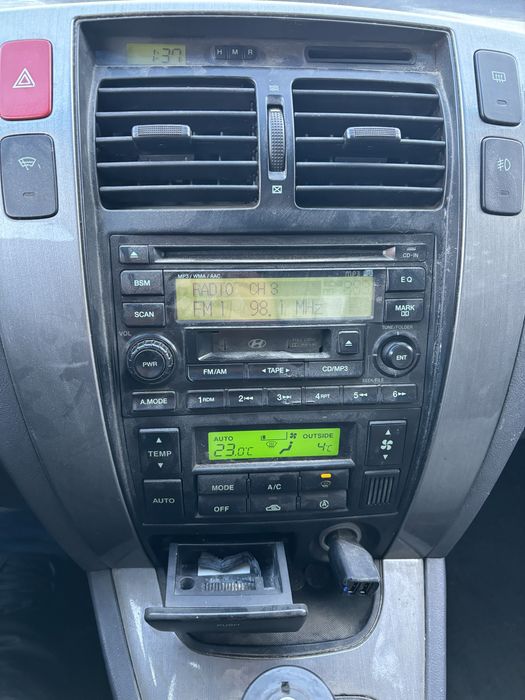 usa fata spate Hyundai Tucson dezmembrari Hyundai