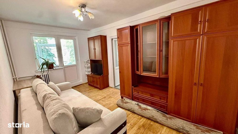 Apartament 1 camera 28 mp Podu Ros Cantemir 360 euro