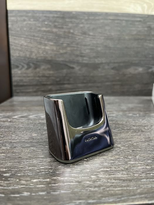 Станция доя Nokia 8800