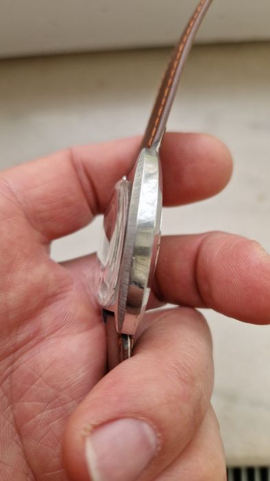Dugena mecanic oțel eta swiss made