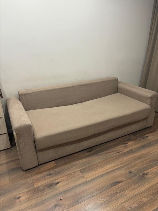 Диван отдам даром