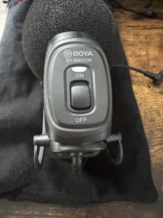 Microfon Boya BY BM 3030   DSLR Microfon shotgun