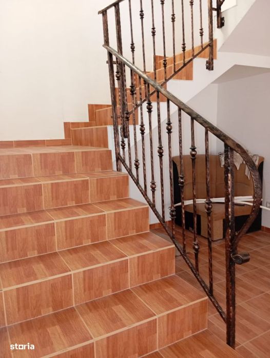 Vila 7 camere in cartierul Gai