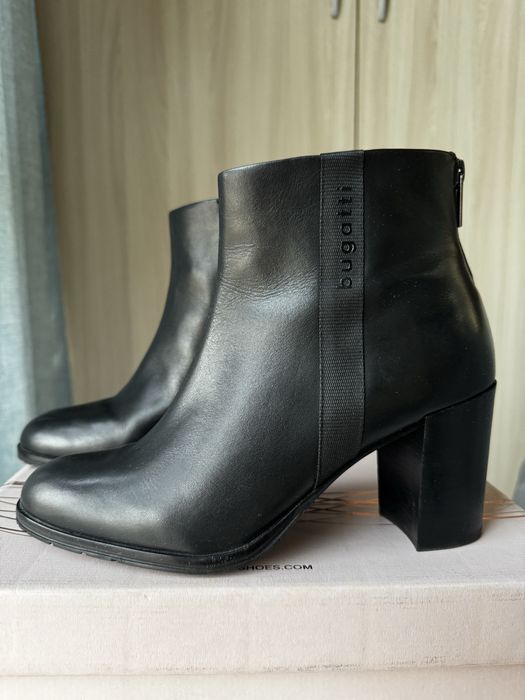 Ботильоны Bugatti  кожаные