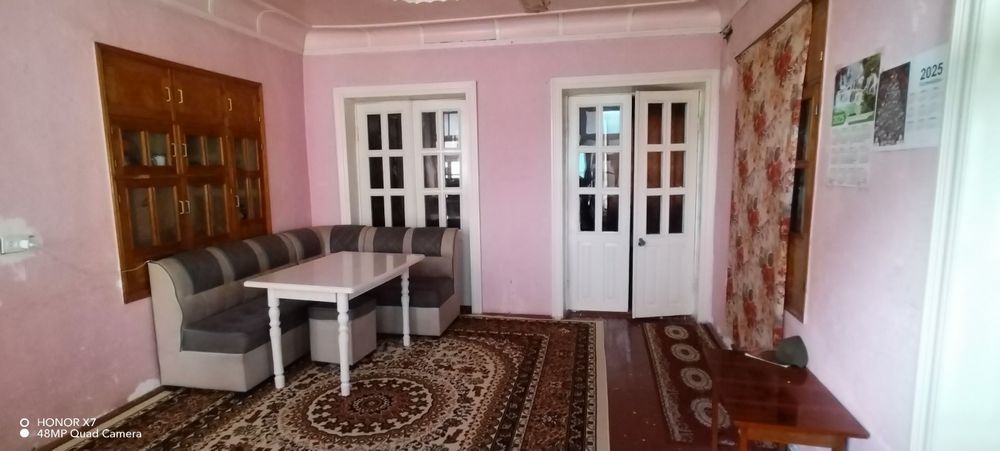 Xovli uy sotiladi yangi yo'l tumani. Oqtom maxalla. 4 sotix 4 xona.