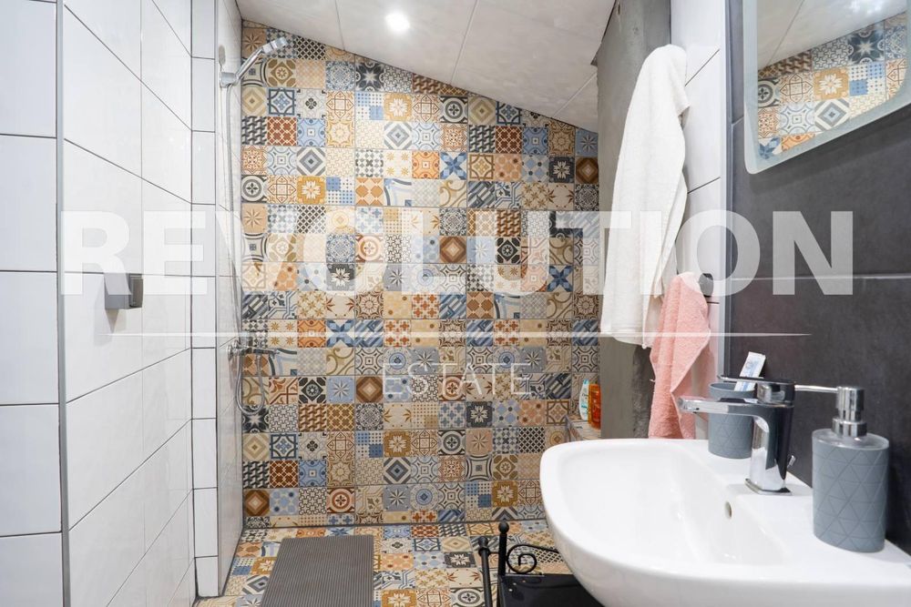 Дава се под наем Къща в Варна, Център - 78 кв.м за 500 € - Снимка #7