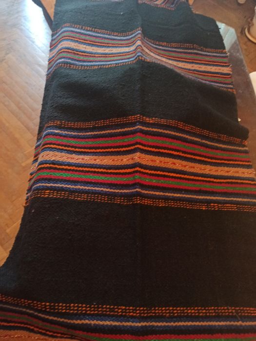 Продавам чисто нови терлички и тъкани черги