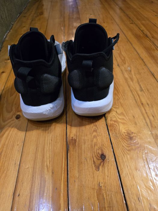 Маратонки за волейбол