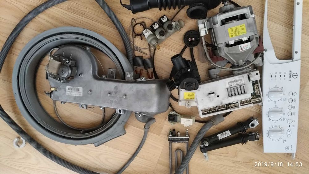 Пералня ndesit WIDXL 106