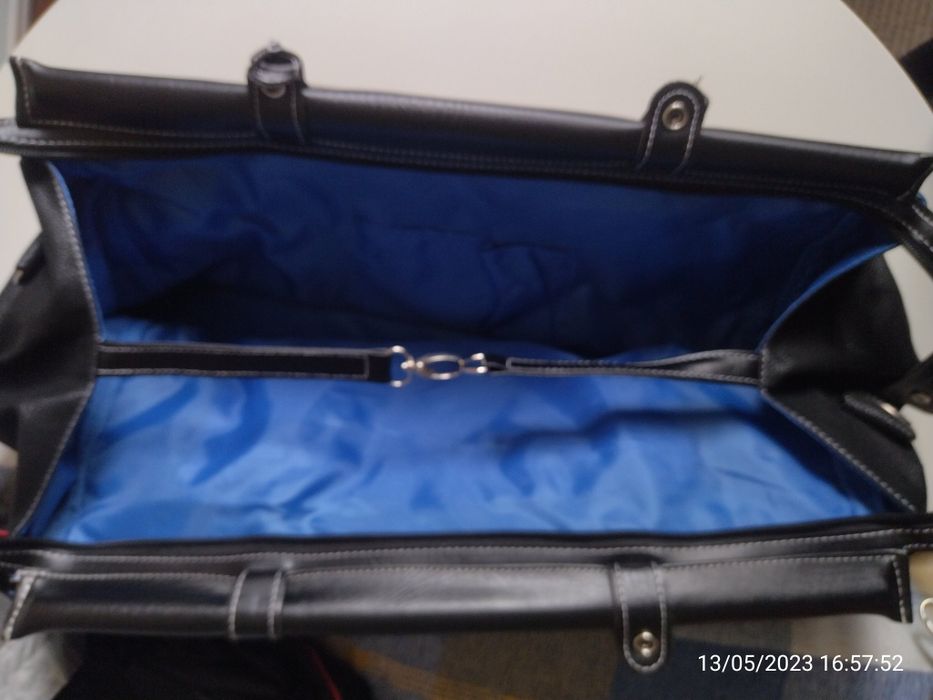 Пътна чанта велур