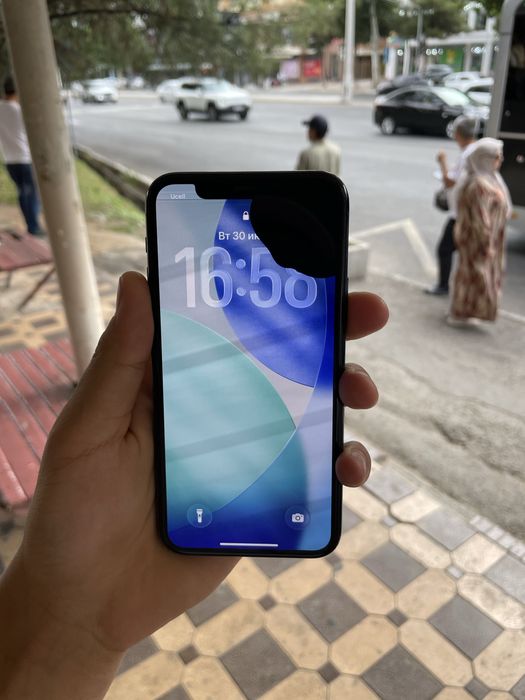 iPhone 11 pro 256gb LL/A 160$