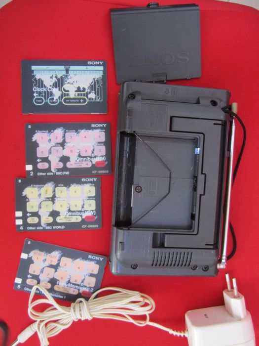 Sony антично Радио ICF-SW800 с 4 карти