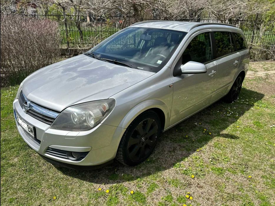 Продава се Opel Astra 1.7 CDTI