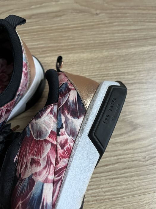 Маратонки- Ted Baker