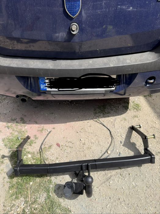 Carlig de dacia logan