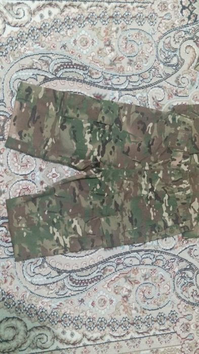 Военный форма оқушы
