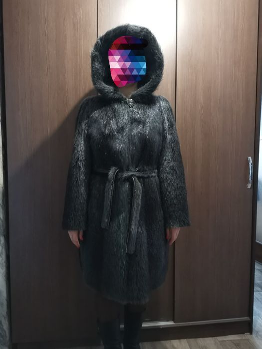 Продам шубу из нутрии