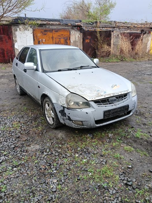 Продам Приору 2010