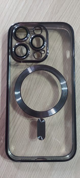 Продам чехлы на айфон