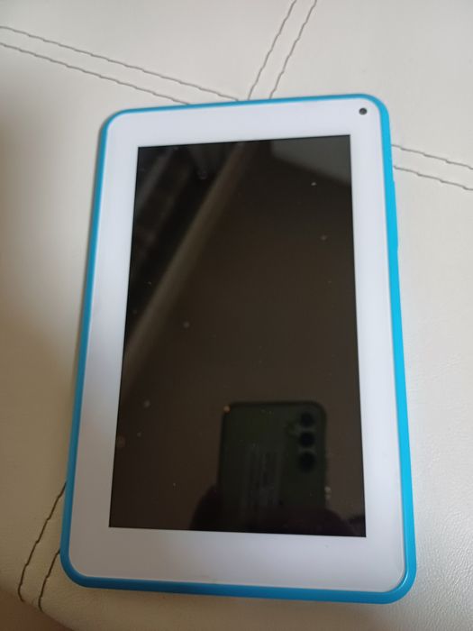 Таблет Philips 7 инча