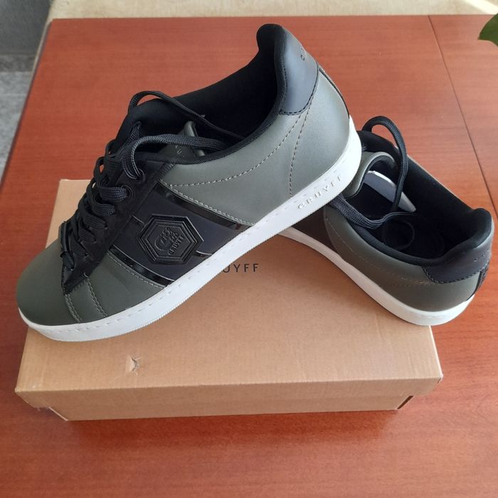 Продавам обувки Cruyff