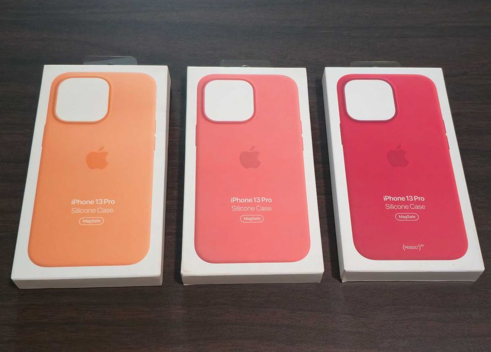Husa silicon originala Apple Silicone Case Magsafe iPhone 13 Pro
