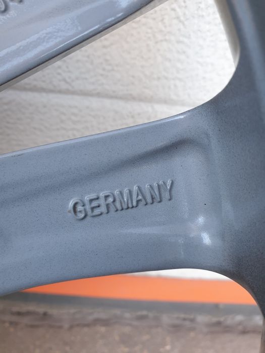 Оригинални джанти за BMW 2 R18 5x112 ET57 8J