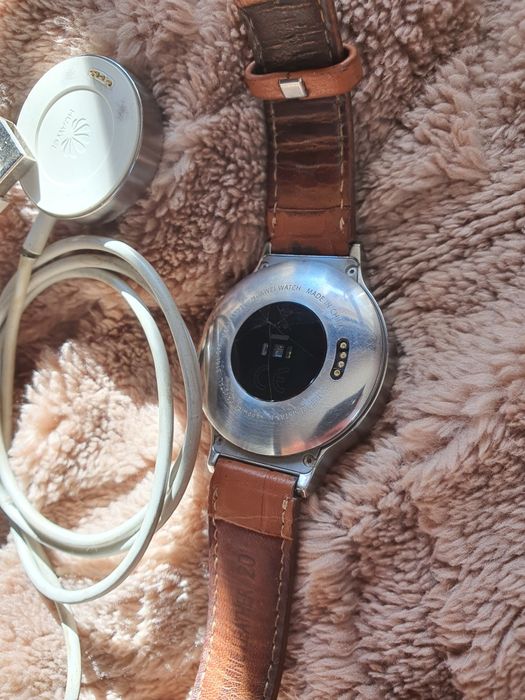 Vând ceas / smartwatch Huawei W 1