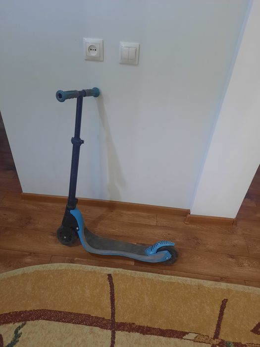 Продам детский самокат