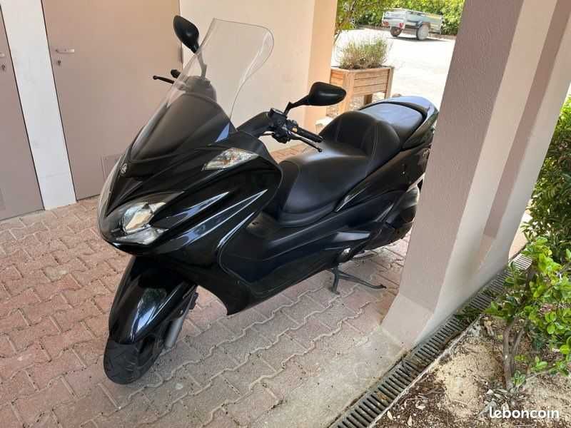 Yamaha majesty 125 150 250 400 ямаха маджести Скутер мотопед НА ЧАСТИ