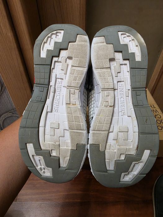 Sketchers кроссовки майнкрайфт