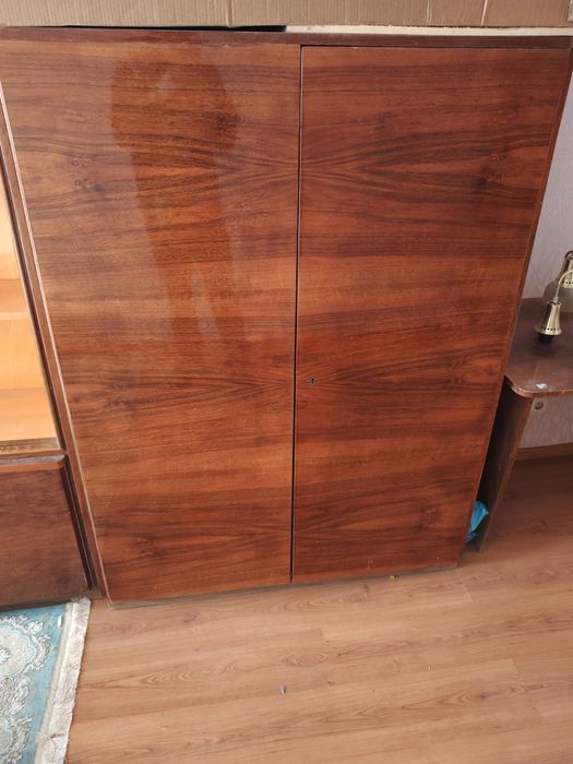 Сервант советский