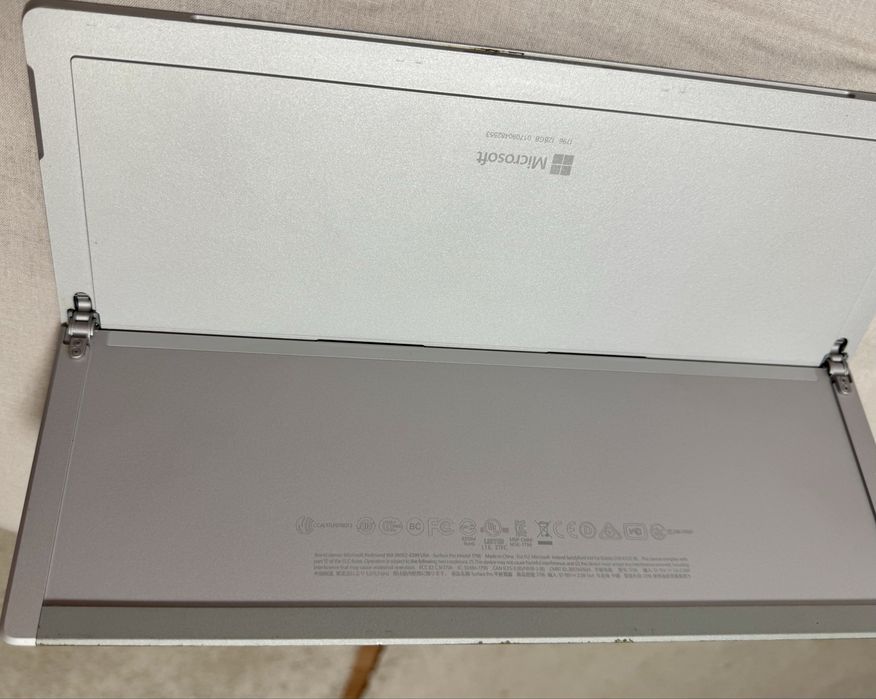 Tableta Microsoft Surface PRO