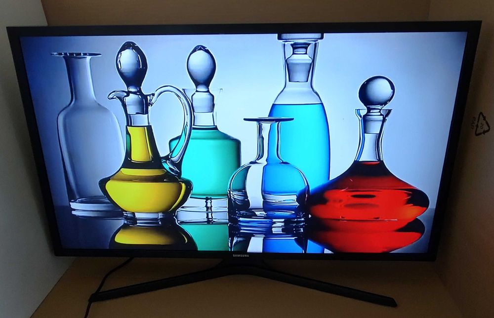 Телевизор SAMSUNG T32H390FEV