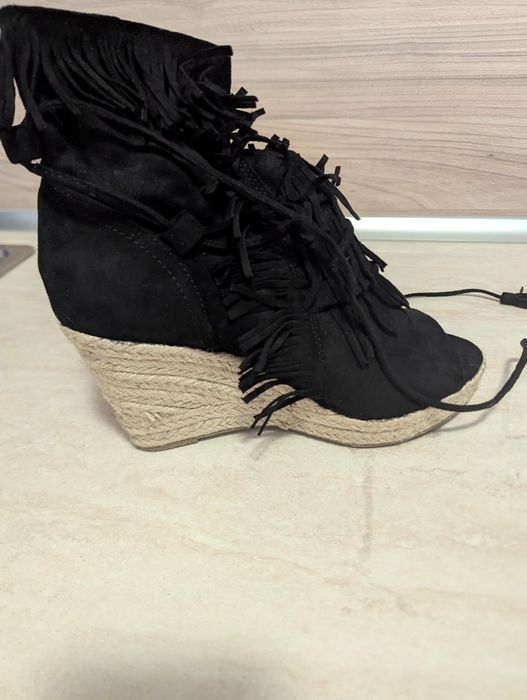 Дамски обувки еспадрили на платформа