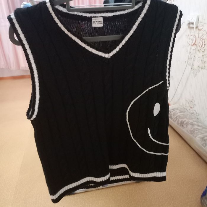 Срочно продаются вещи для школы на девочку