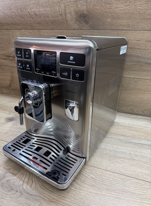 Продавам кафемашина Philips Saeco Exprelia Type:HD8856