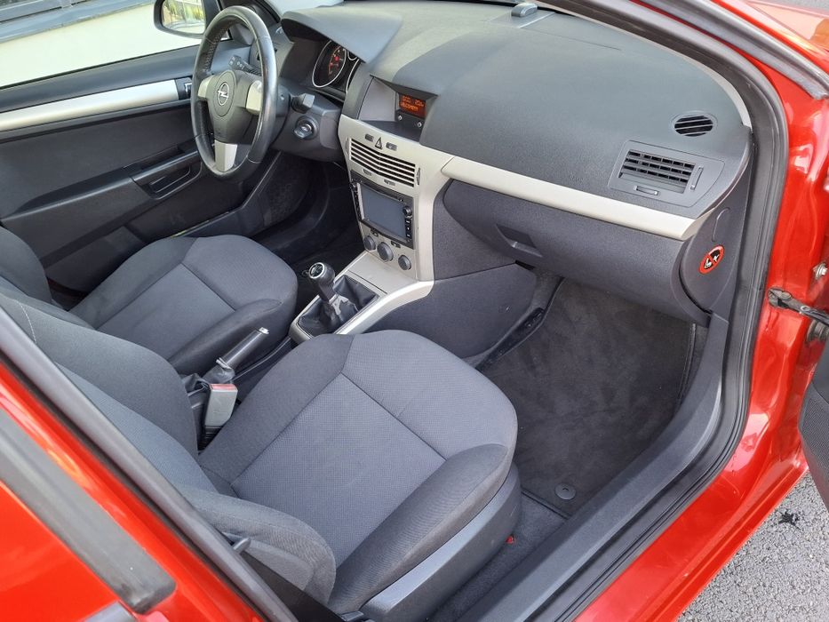 Opel Astra H an 2008 1.6 benzina + GPL Germania jenți carte service