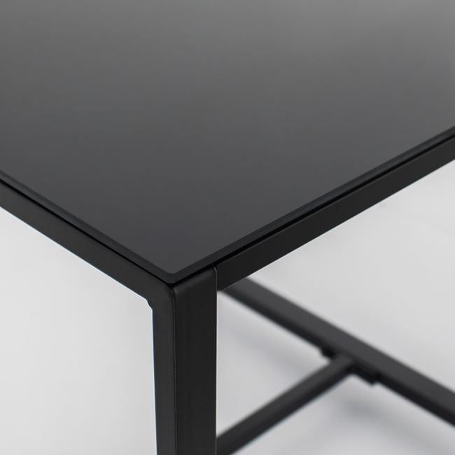 Комплект маса с 2 стола