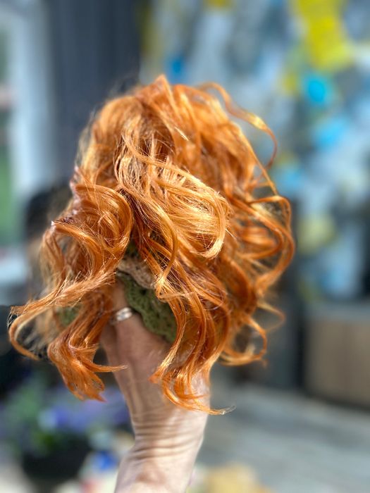 Ръчно плетена бутикова кукла