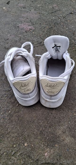 Adidasi Nike Aer Max