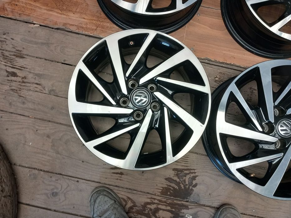 Jante vw polo r15 5x100 et 40