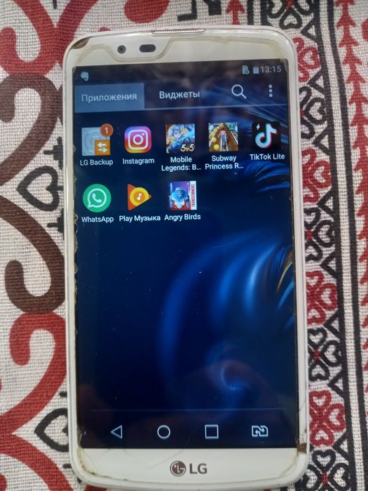 Lg K 10  16гб.памяты