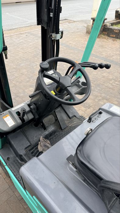 Motostivuitor electric Mitsubishi 2016 1,6 tone