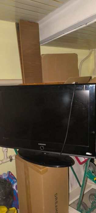 продам телевизор