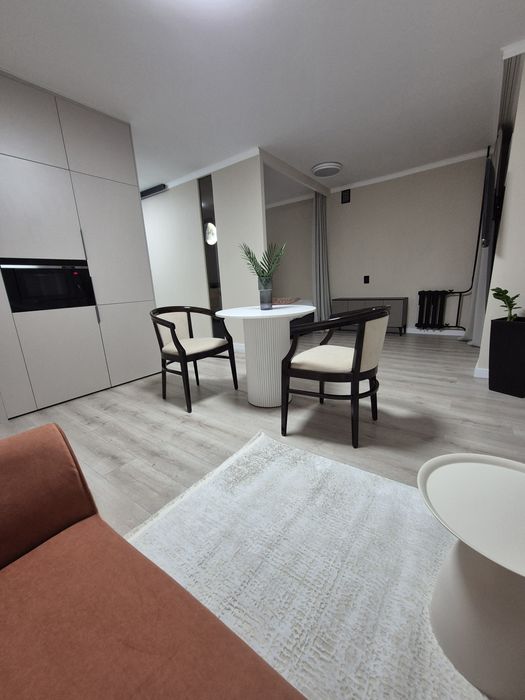 1.ком Дизайнерская студия 7-51