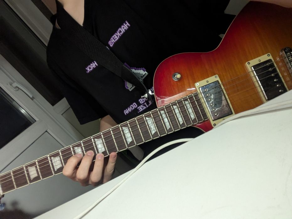 электрогитара Les Paul
