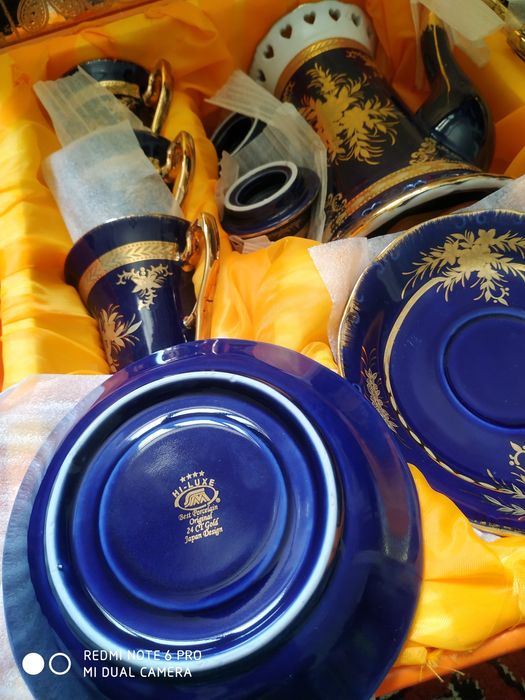 Продается столовый сервиз