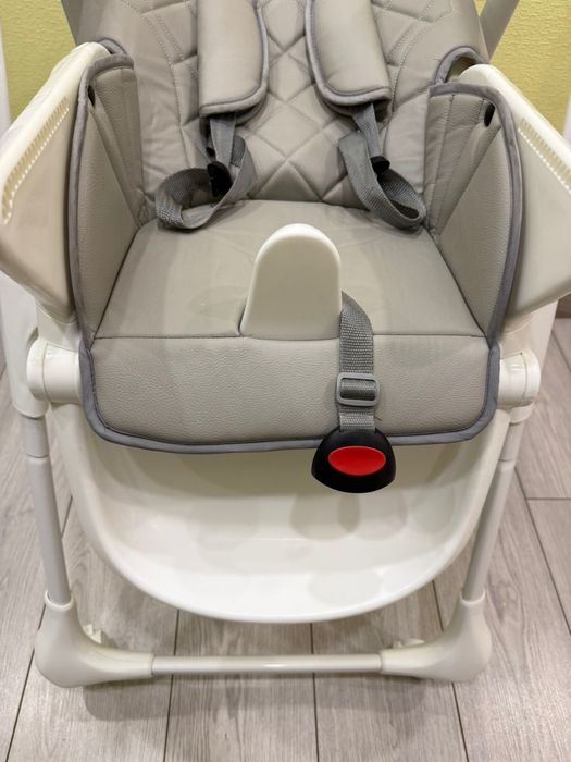 Продам стул для кормления и манеж